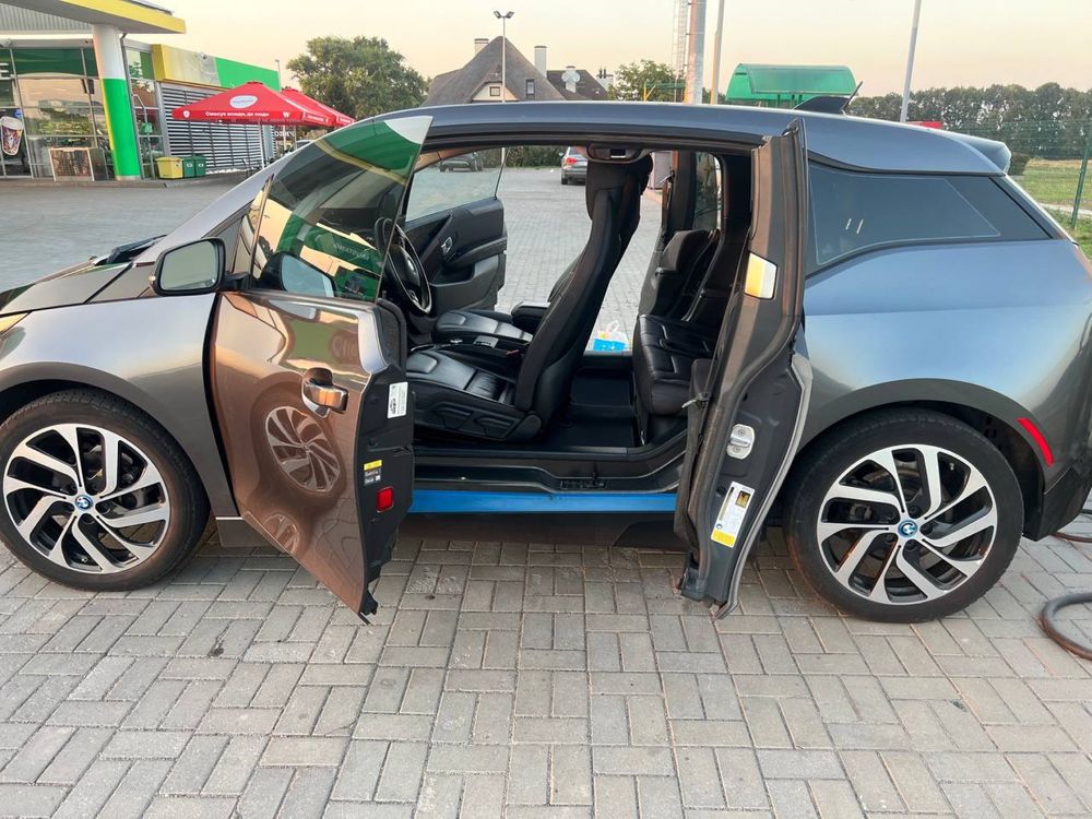 Електрокар BMW I3 REX 33 kW