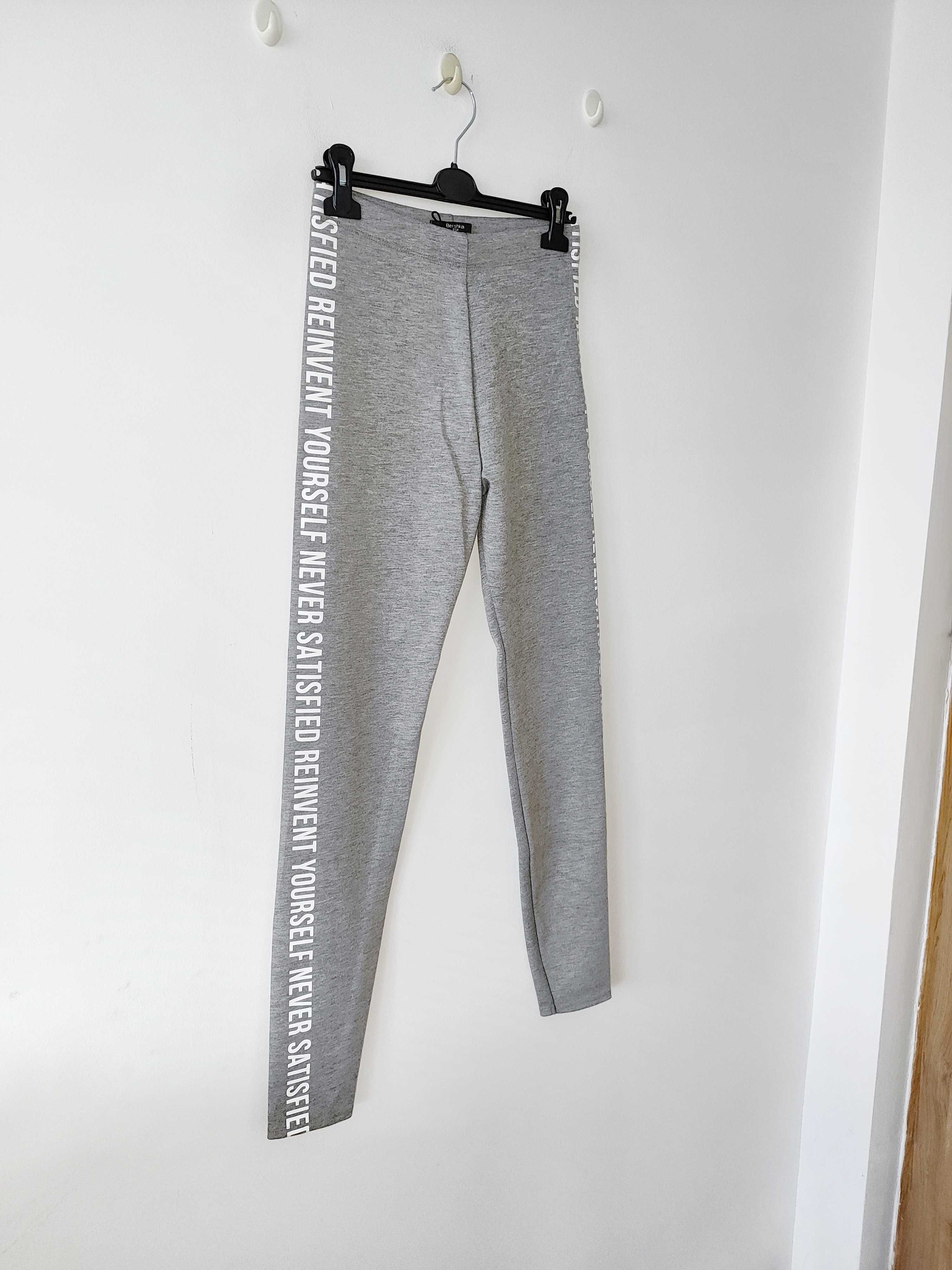 Bershka XS S NOWE szare legginsy z napisem na nogawce