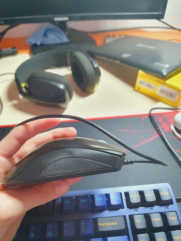 Razer dethadder essential з коробкою