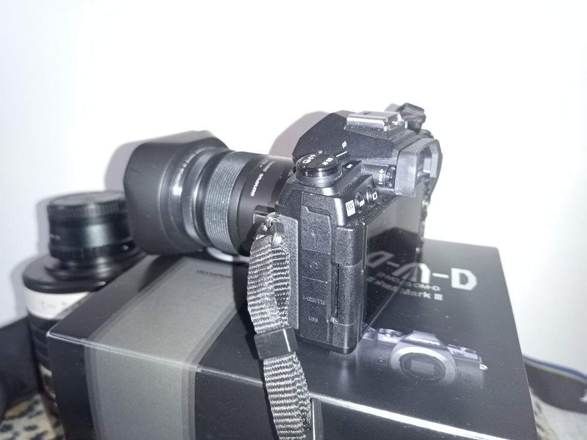 Olympus OM-D EM-1 MARK III + 12-50 EZ MSC + 500mm WALIMEX 5400 ujęć