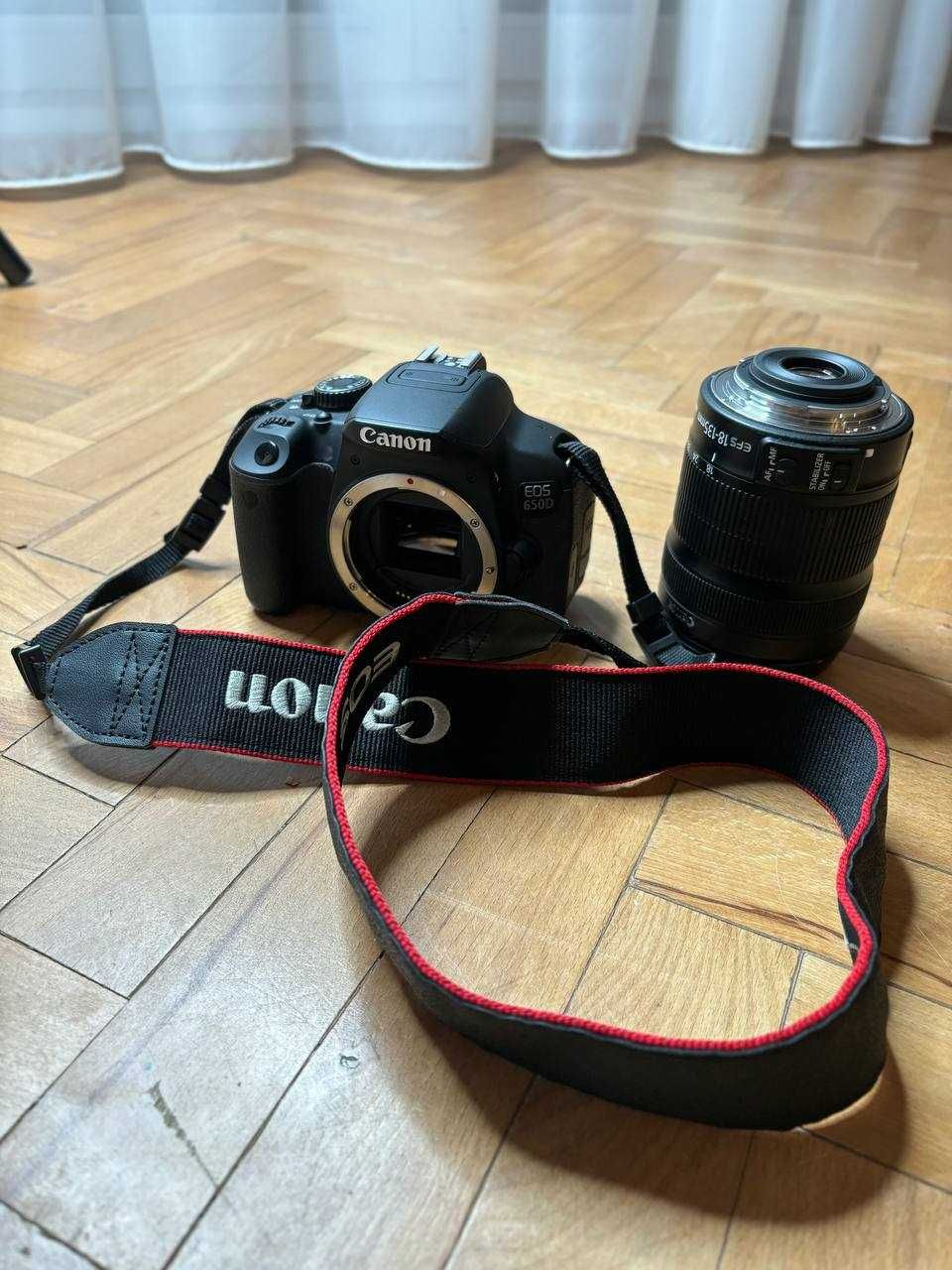 Lustrzanka Canon EOS 650D + obiektyw 18-135mm