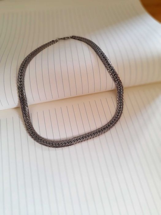 Colar vintage dourado gargantilha