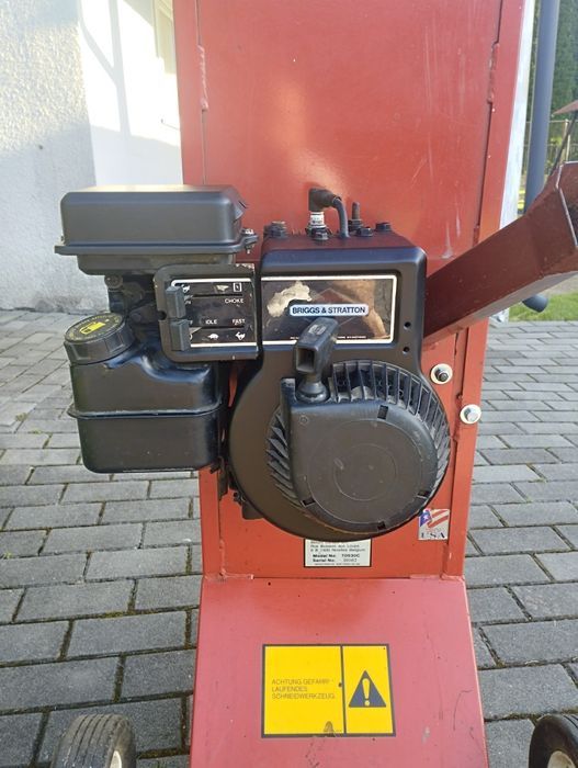 Rozdrabniacz do gałęzi spalinowy