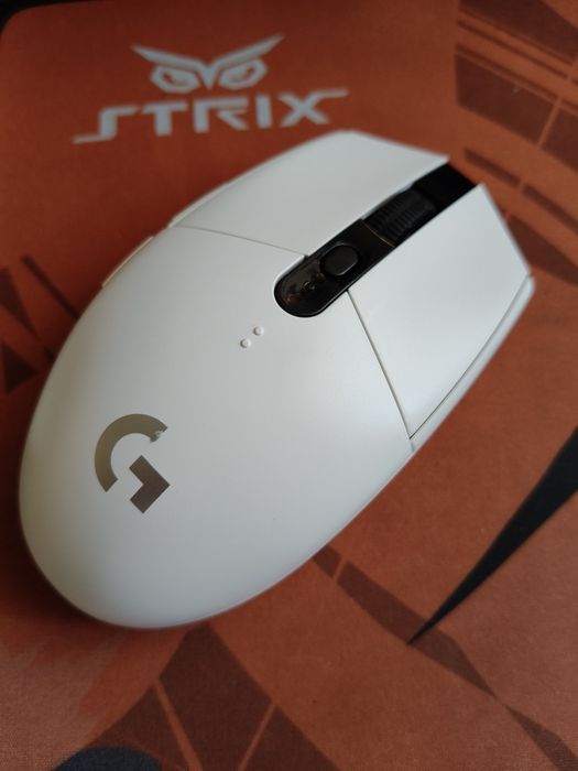 Logitech G304 lightspeed branco rato gaming (ou não)
