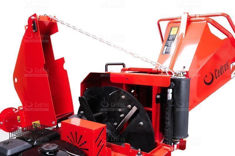 Cedrus Rb05 Pro-He Rozdrabniacz Spalinowy Rebak Do Gałęzi Podajnik Hyd
