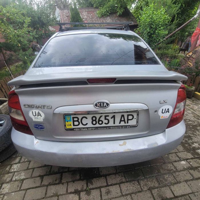 Кіа Cerato 2006р 1.6 (газ,бензи)н
