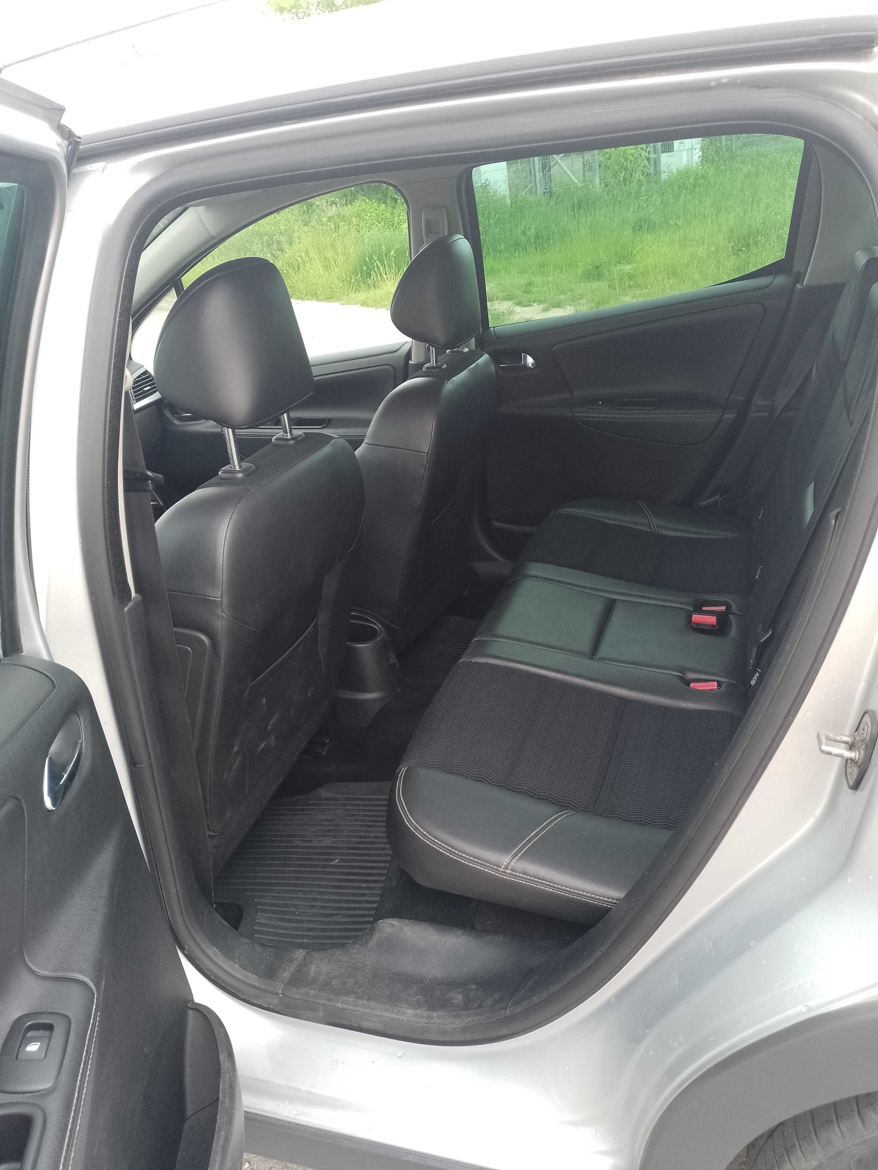Peugeot 207 SW 1.6 HDI Outdoor klima, PDC, półskóry