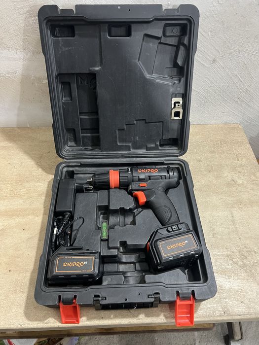 Шуруповерт Дніпро М дніпром 2 акб кейс днипром днипро м