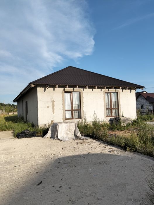 Продаж будинку р-н Малинського