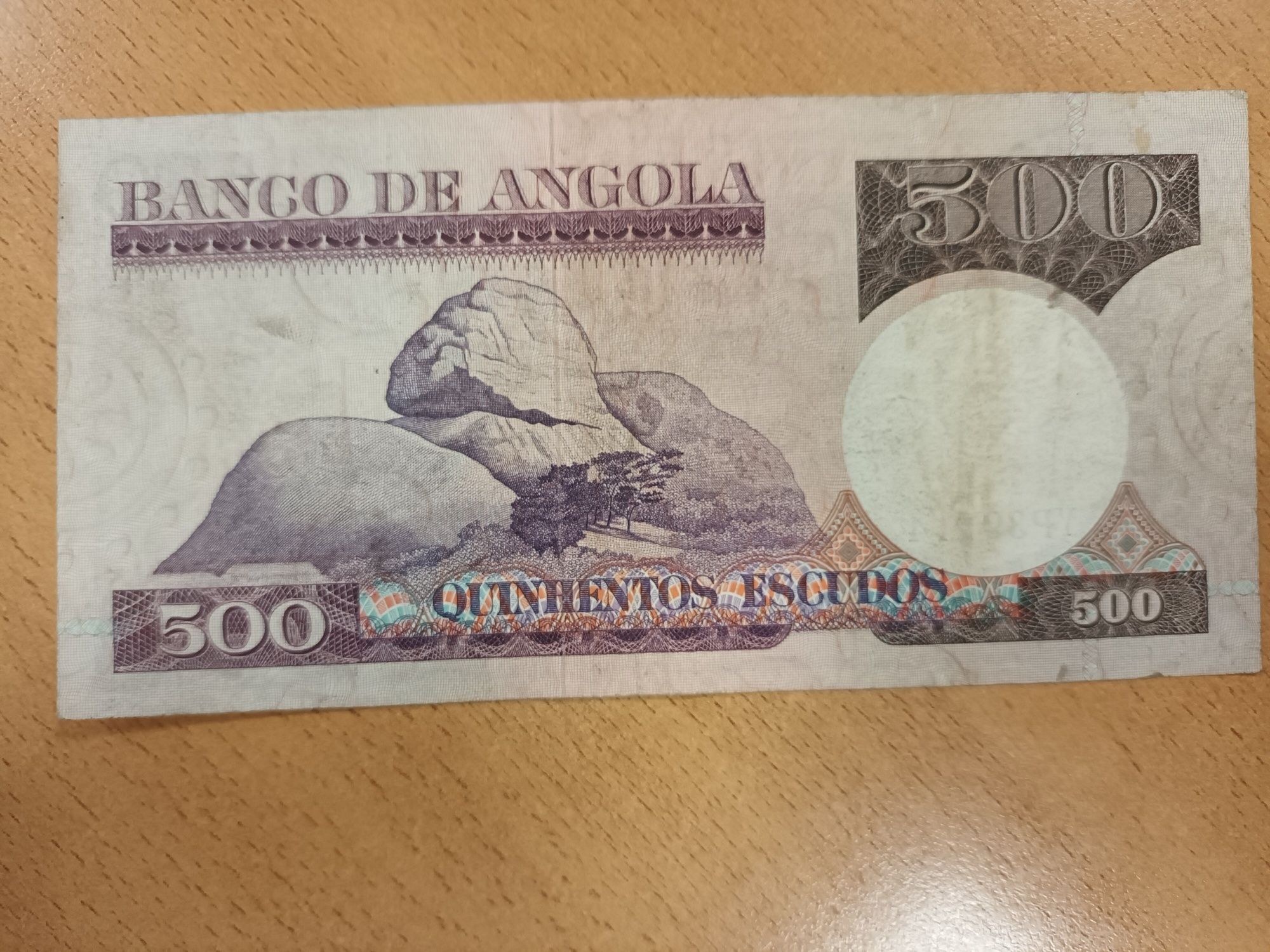 Nota de 500 escudos de Angola 1973