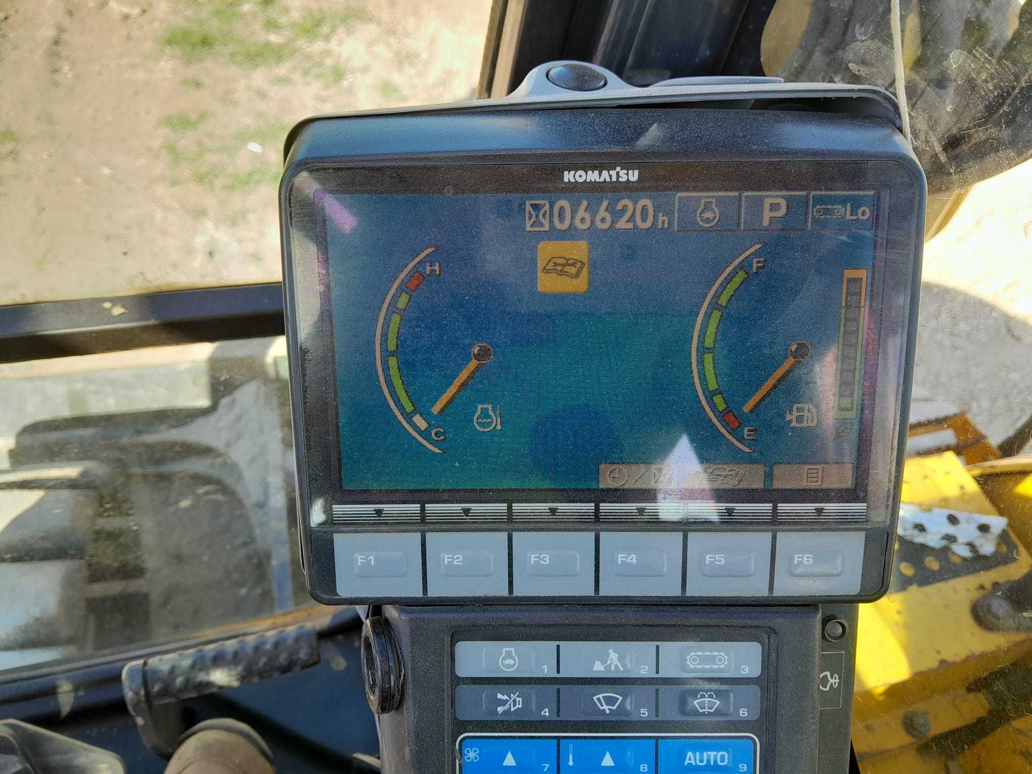 VENDO KOMATSU PC88MR-8 DE 2014 - 8 TONELADAS
