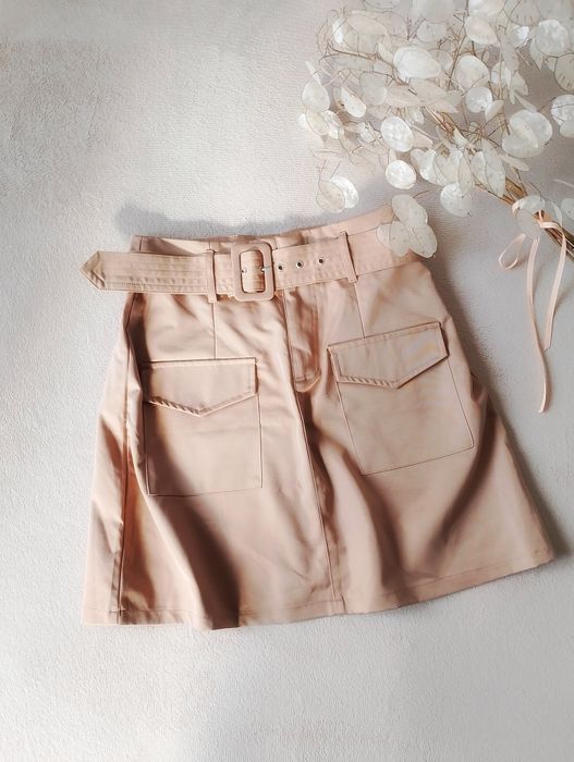 trapezowa spódniczka mini cropp M