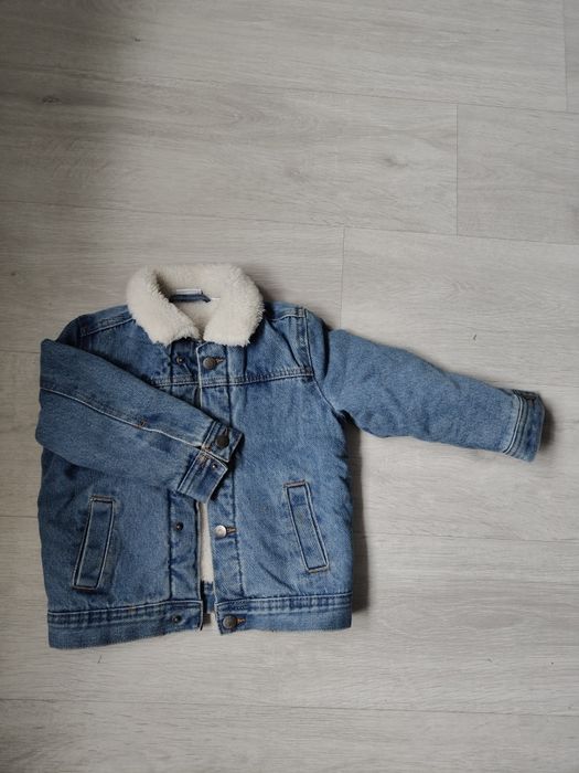 Kurtka jeansowa z futerkiem 98
