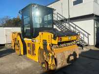 walec wibracyjny CAT CB44B super stan caterpillar CB 44