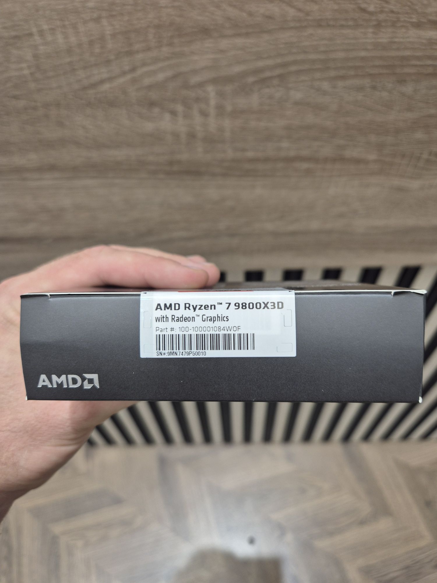 Процесор AMD Ryzen 7 9800X3D (100-100001084WOF)