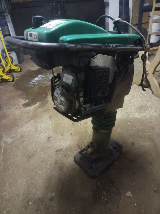 Wacker Bs50-4s skoczek zagęszczarka stopa