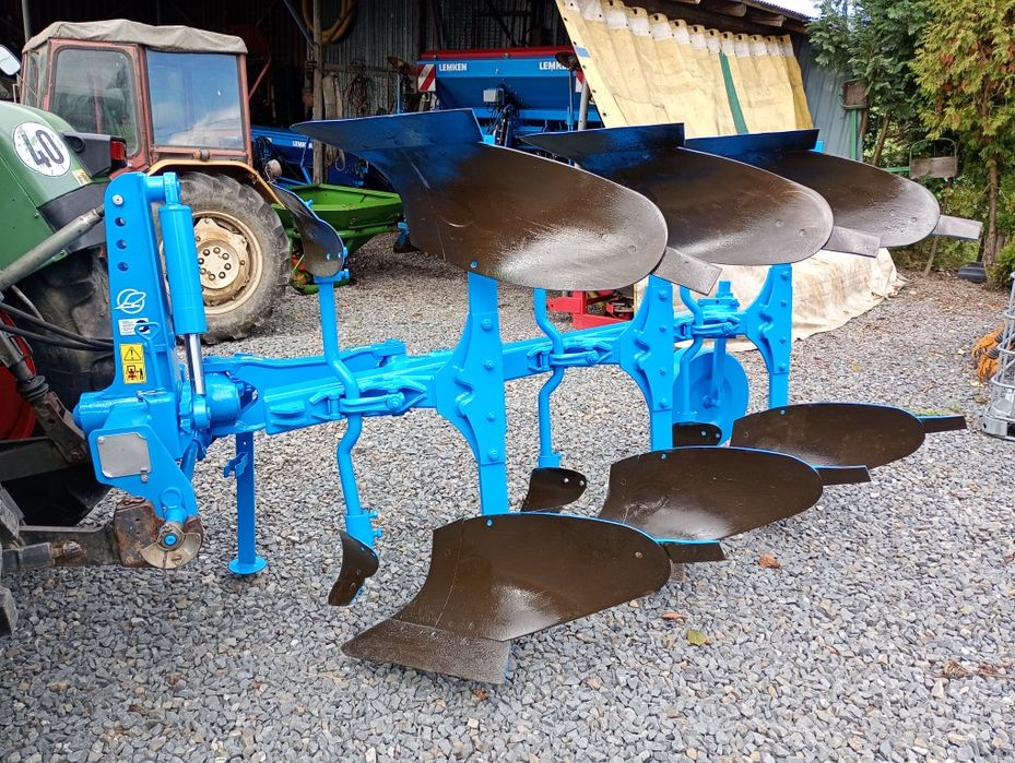 Pług obrotowy hydraulicznie