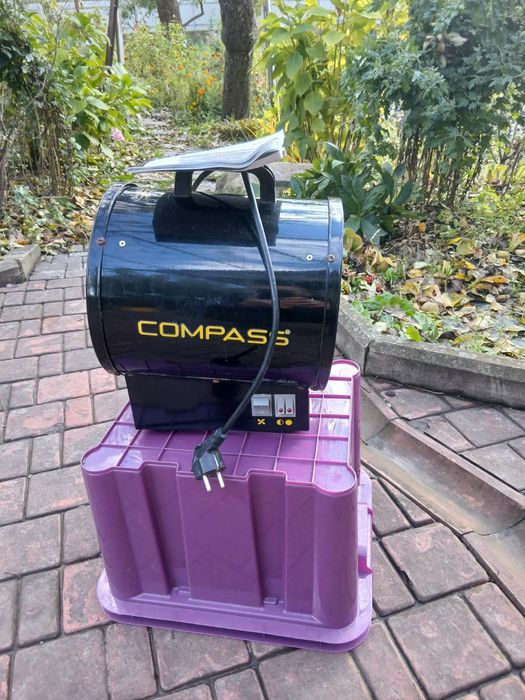 Електричний обігрівач COMPASS EN-30