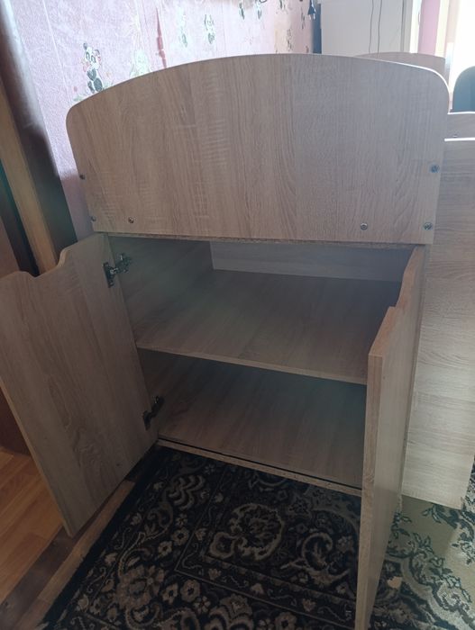 Продам дитяче ліжко-горище.