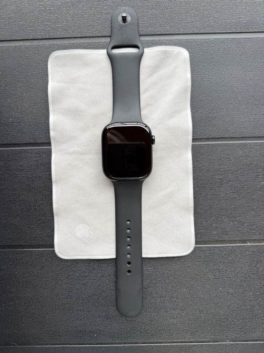 Apple Watch Series 10, 46 mm GPS, aluminium, czarny, bateria 98%