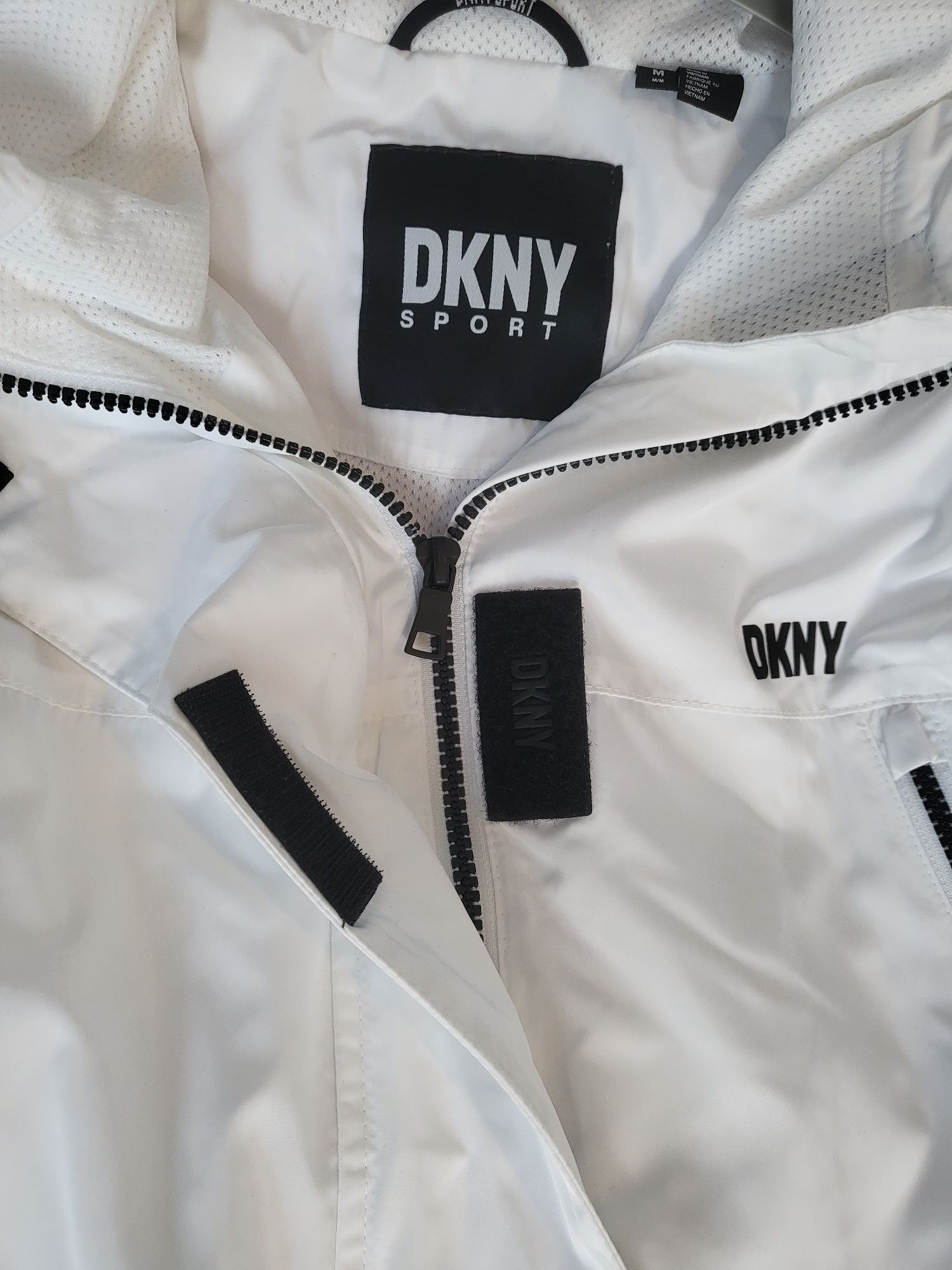 DKNY куртка,вітровка DKNY, легка жіноча куртка DKNY p.M