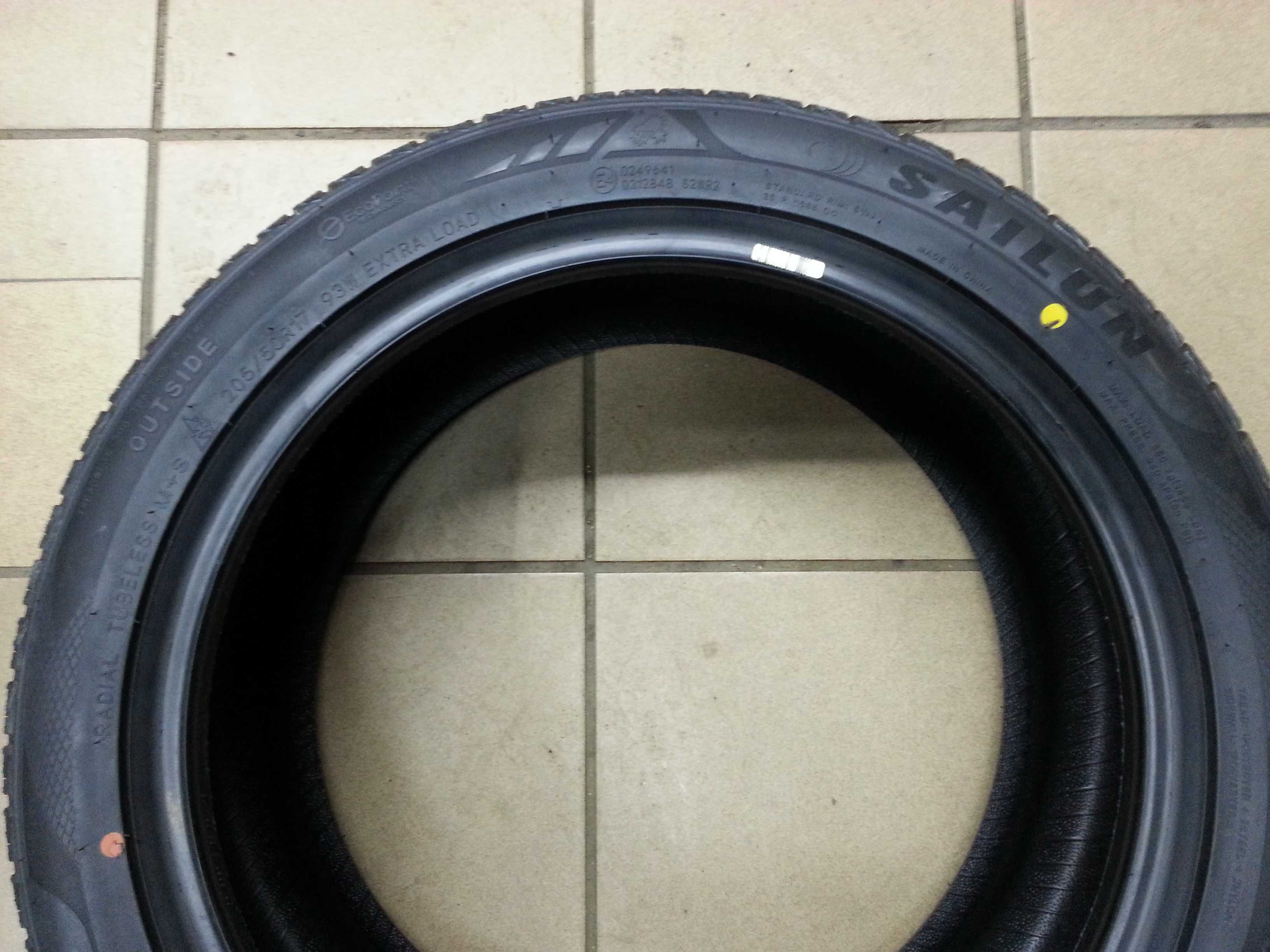 Opony całoroczne wielosezonowe 205/50r17 93W XL Sailun 4Seasons PRO