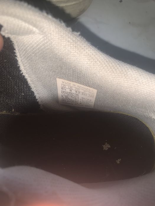 Sprzedam meskie buty sportowe