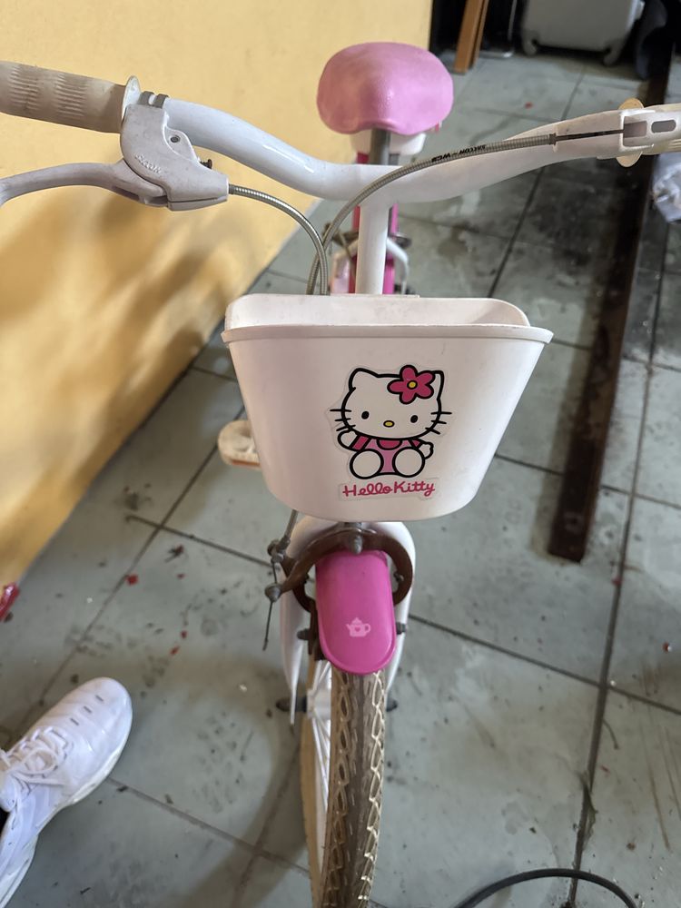 Bicicleta de criança usada