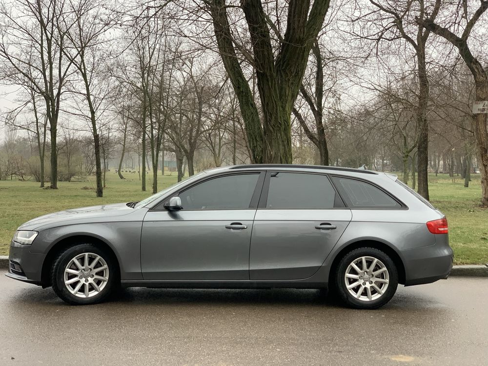 Audi A4 2015 2л. дизель