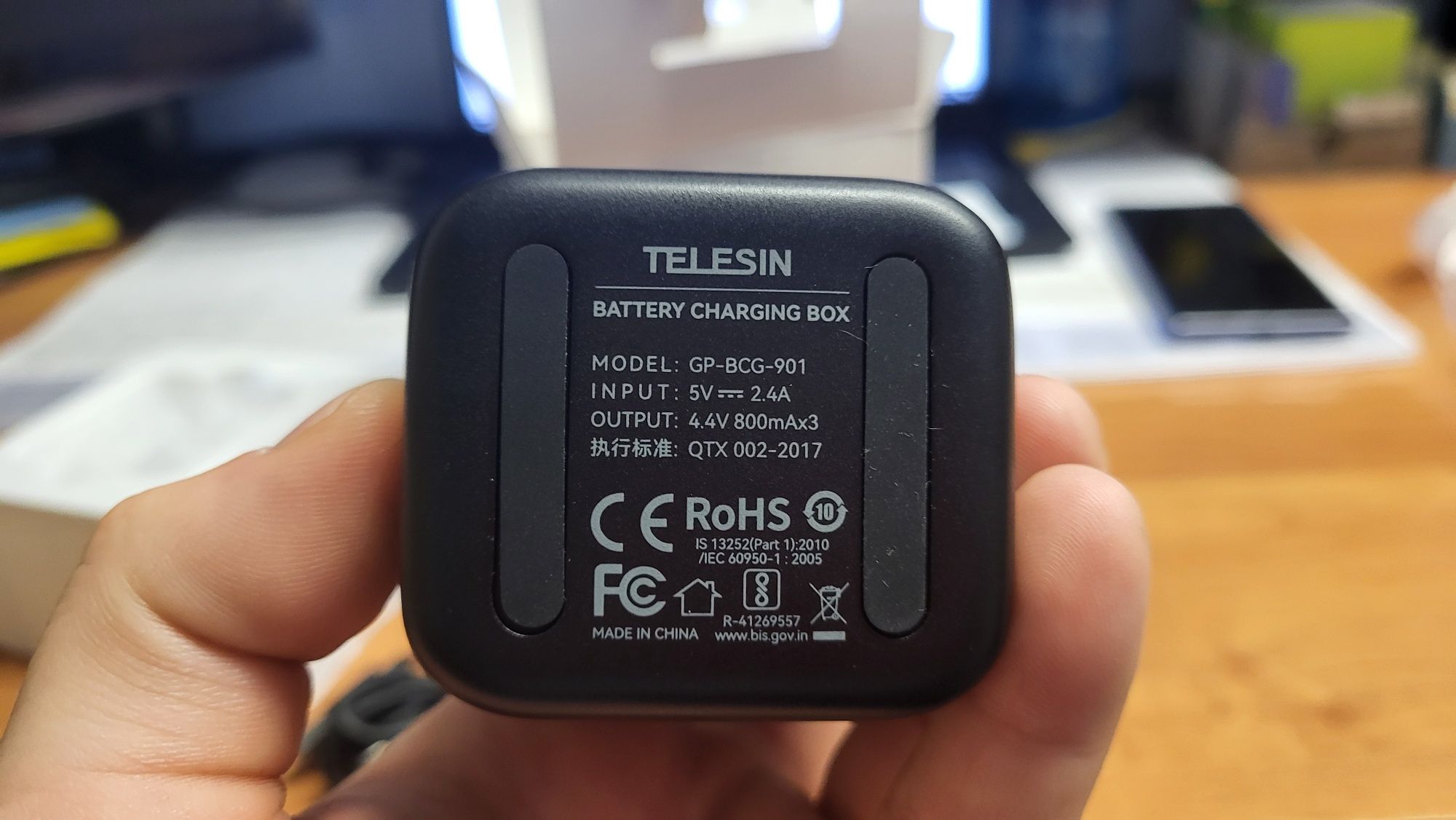 Ładowarka Telesin do baterii GoPro 9, 10, 11 i 12 3 kanałowa, nowa