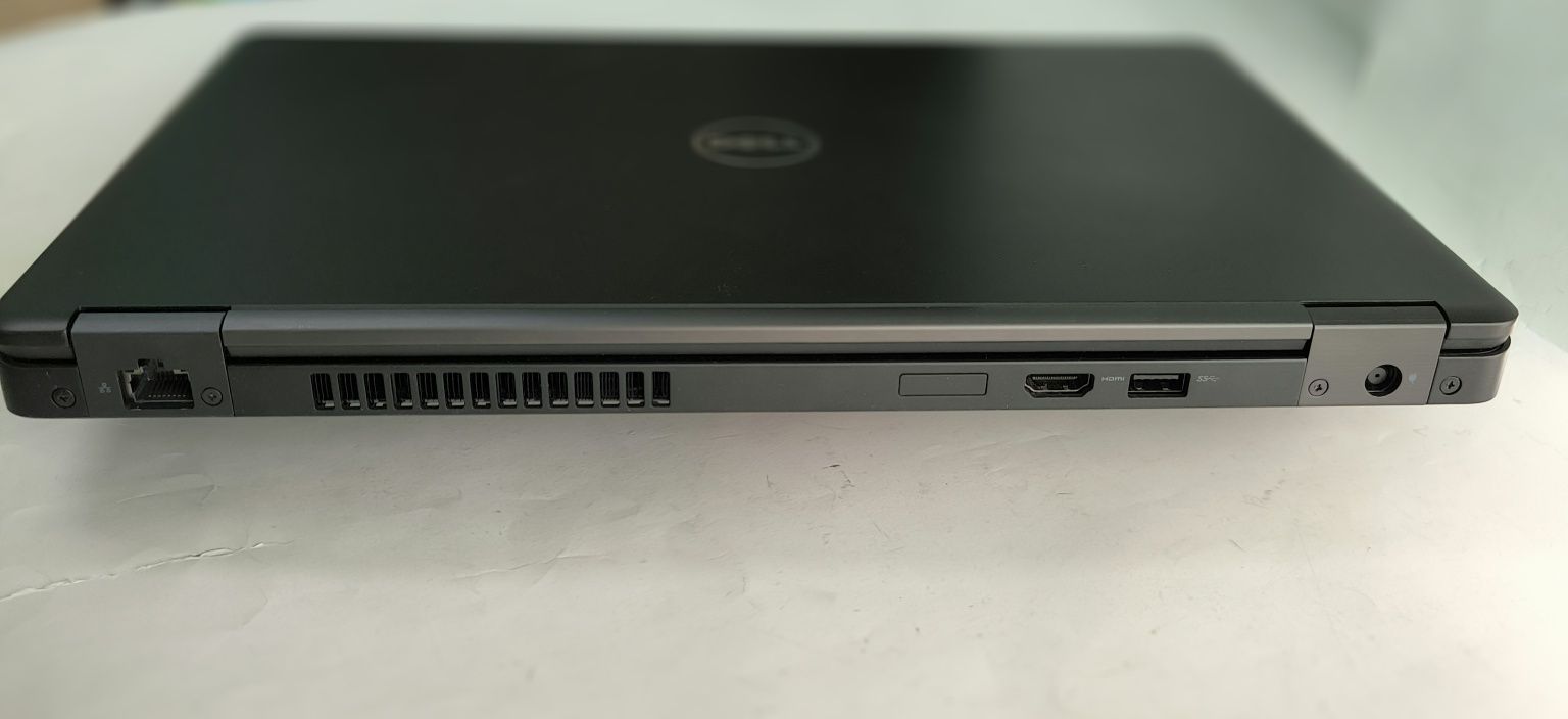 Dell Latitude 5480 14" FHD/ I7-7820HQ/ 8Gb/ 256Gb