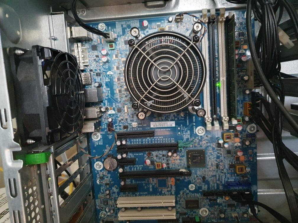 Системний блок HP Z210 intel core i3
