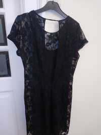 Vestido preto em renda