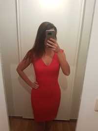 Vendo vestido vermelho cintado e elegante