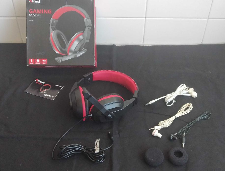 Headphones - Auriculatres - Phones