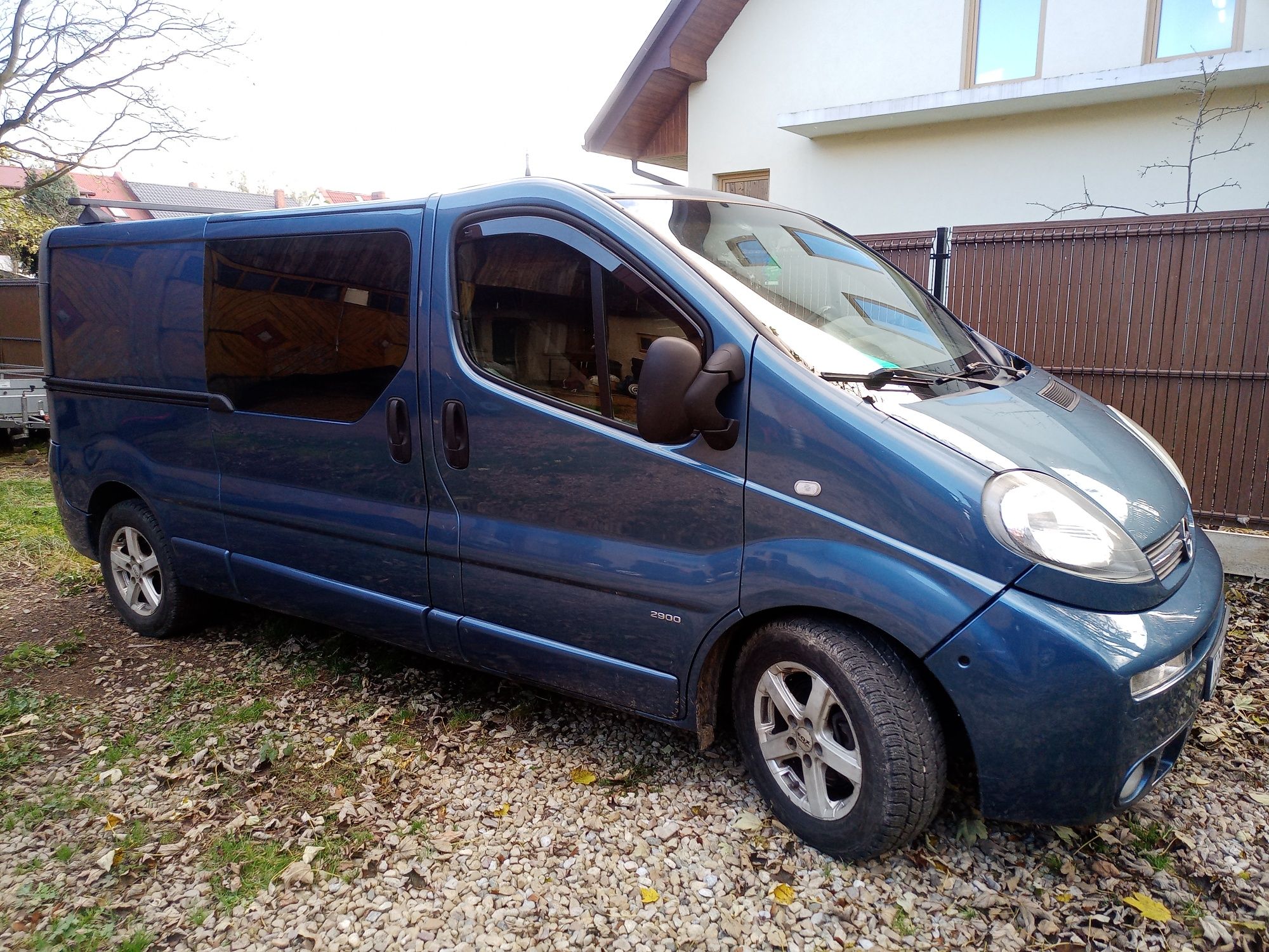 Opel Vivaro Long