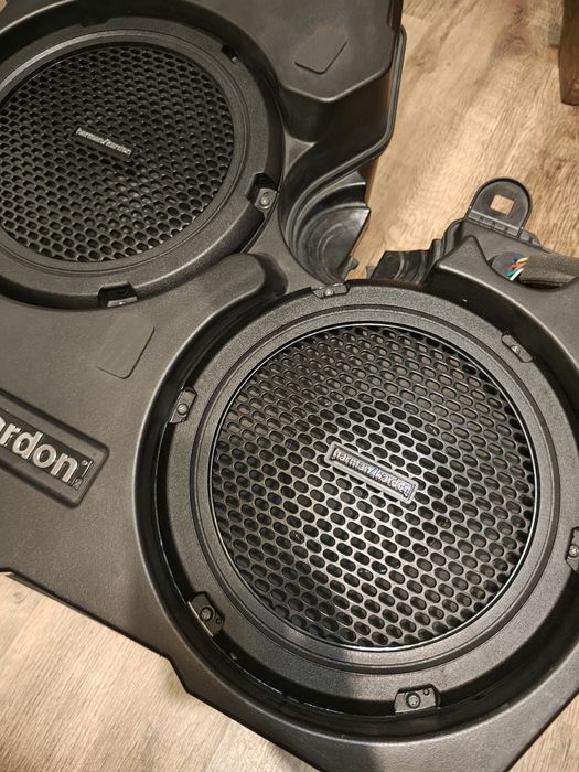 dodge challenger harman kardon subwoofer 15+