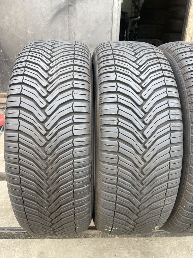 Шины 205/60/16 Michelin CrossClimate 4шт