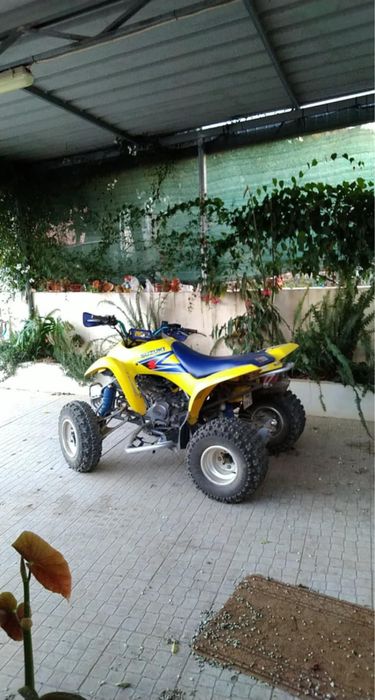 Suzuki Itz 250 ano 2009