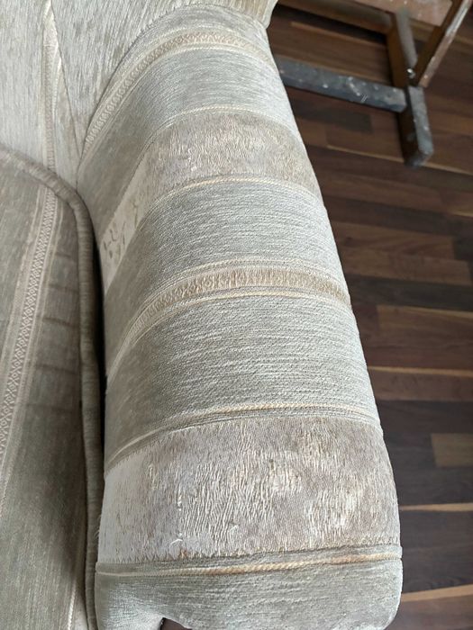 Klasyczny stylowy fotel uszak - vintage, używany