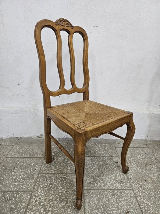 Cztery krzesła ludwikowskie Francja //