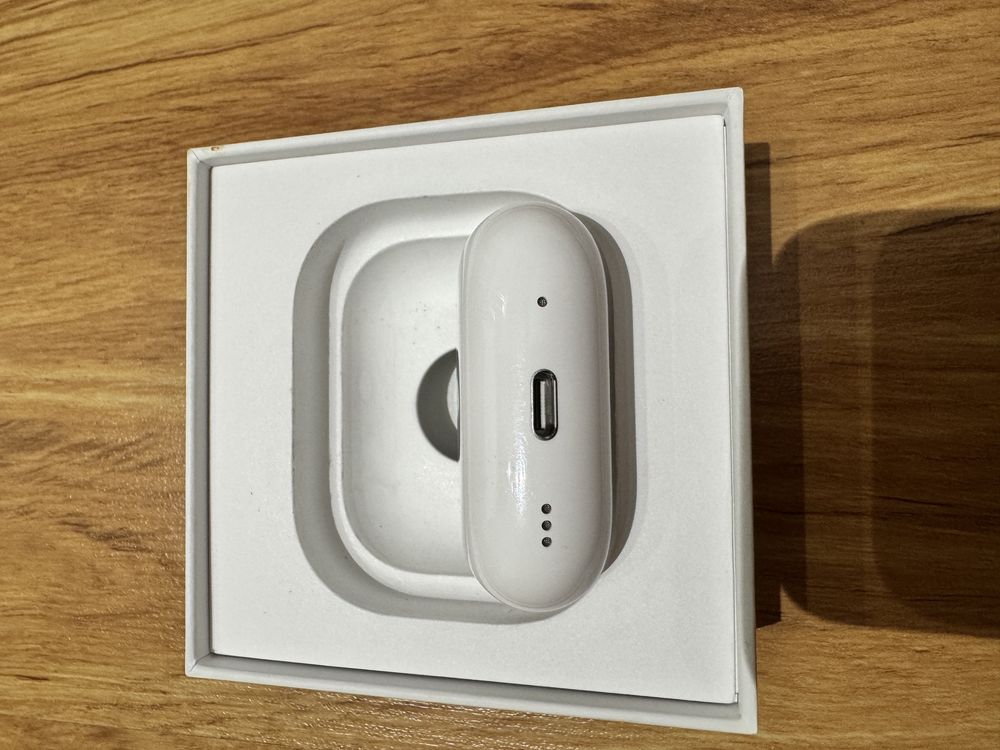 APPLE AirPods Pro 2 gen, Seria A3047 Biały (Etui z USB-C)