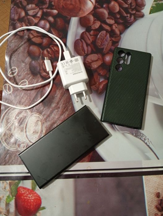 Samsung s22 Ultra 12/256