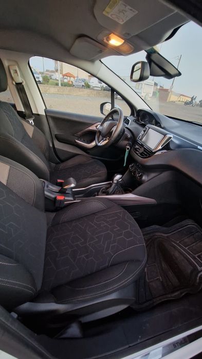 Peugeot 2008 1.2 PureTech Style