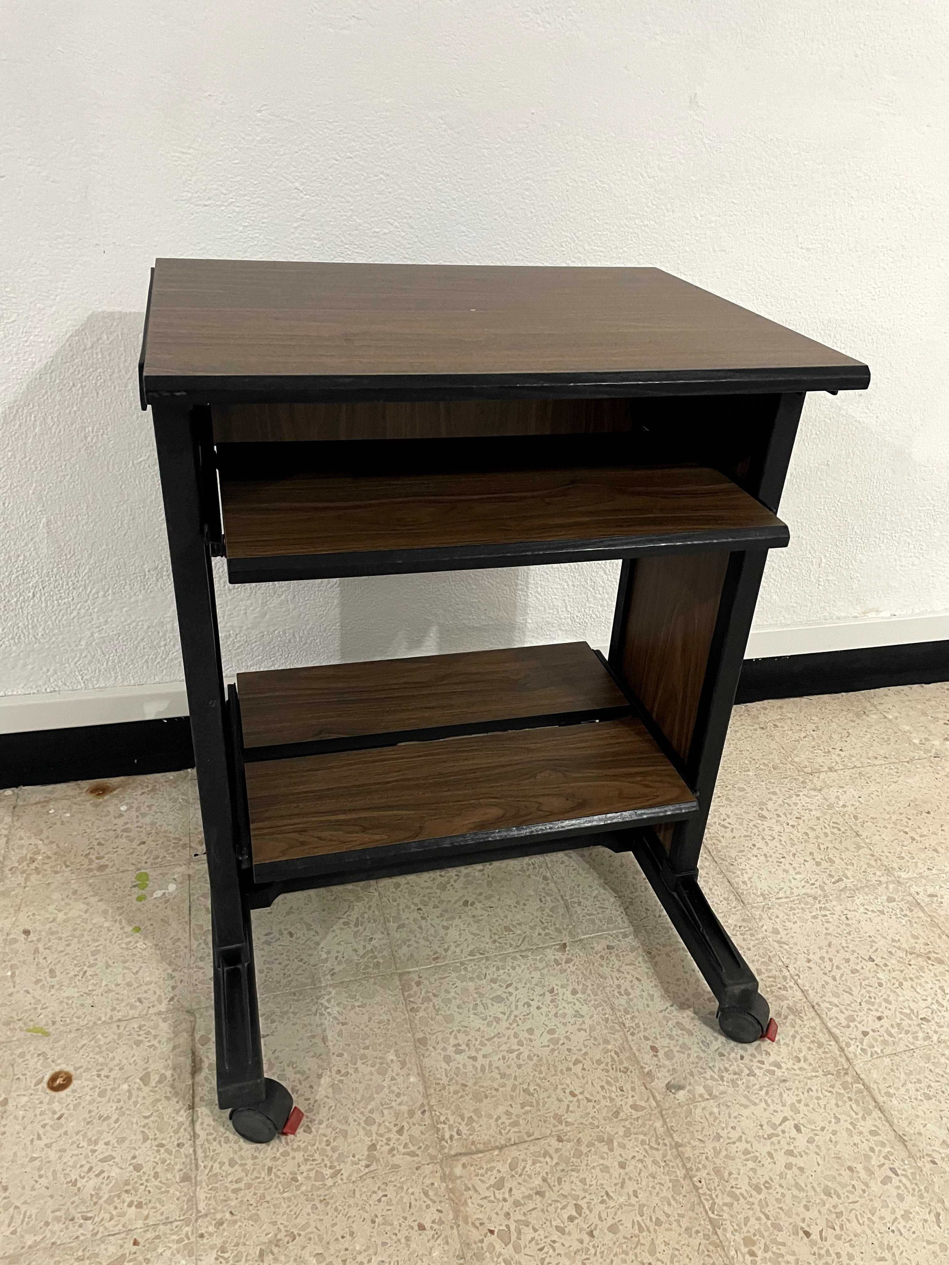 mesa de escritorio para computador