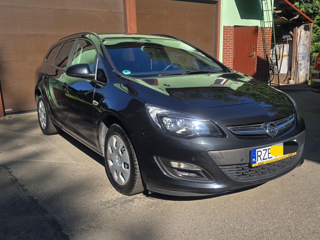 Astra j 1.4 turbo 2015r 130tys  euro6 nowy rozrząd