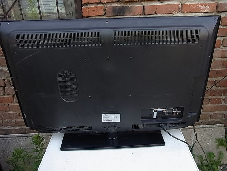 Телевізор SAMSUNG LE40A550P1R S Full HD, USB, 3*HDMI 40” 102см