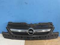 Grill Atrapa chłodnicy Opel Corsa C