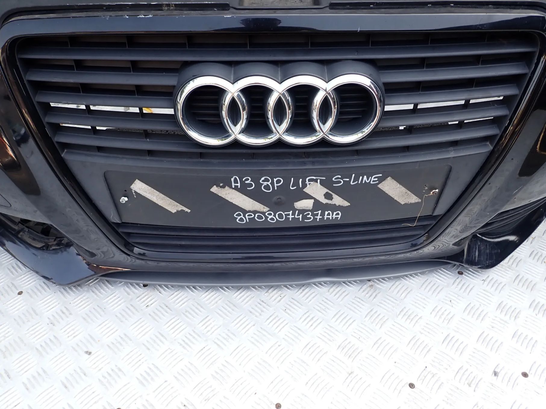 ZDERZAK PRZÓD AUDI A3 8P S-LINE 8P0807437AA