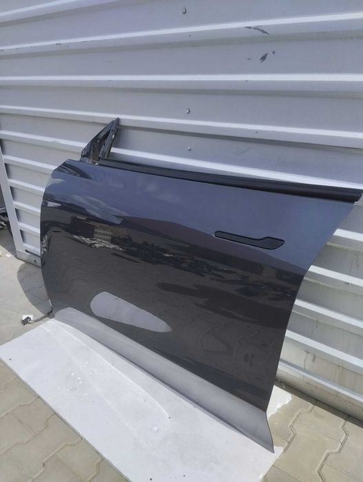 Tesla Model Y Двері Передні/Задні - рестайл дорестайл